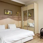 Sheriff Royal Aparthotel
